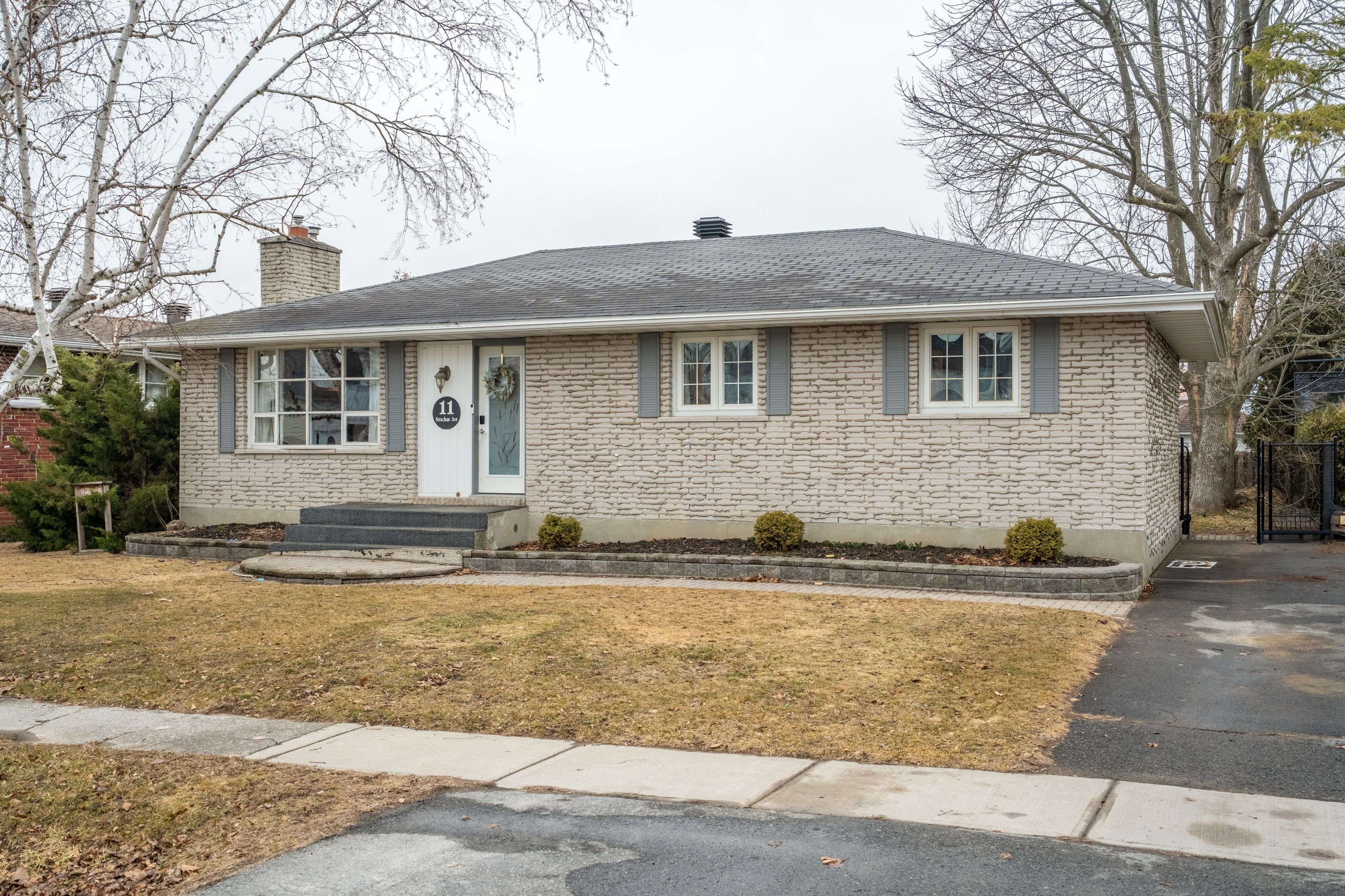 11 Strachan AVE, South Stormont, ON K0C 1P0