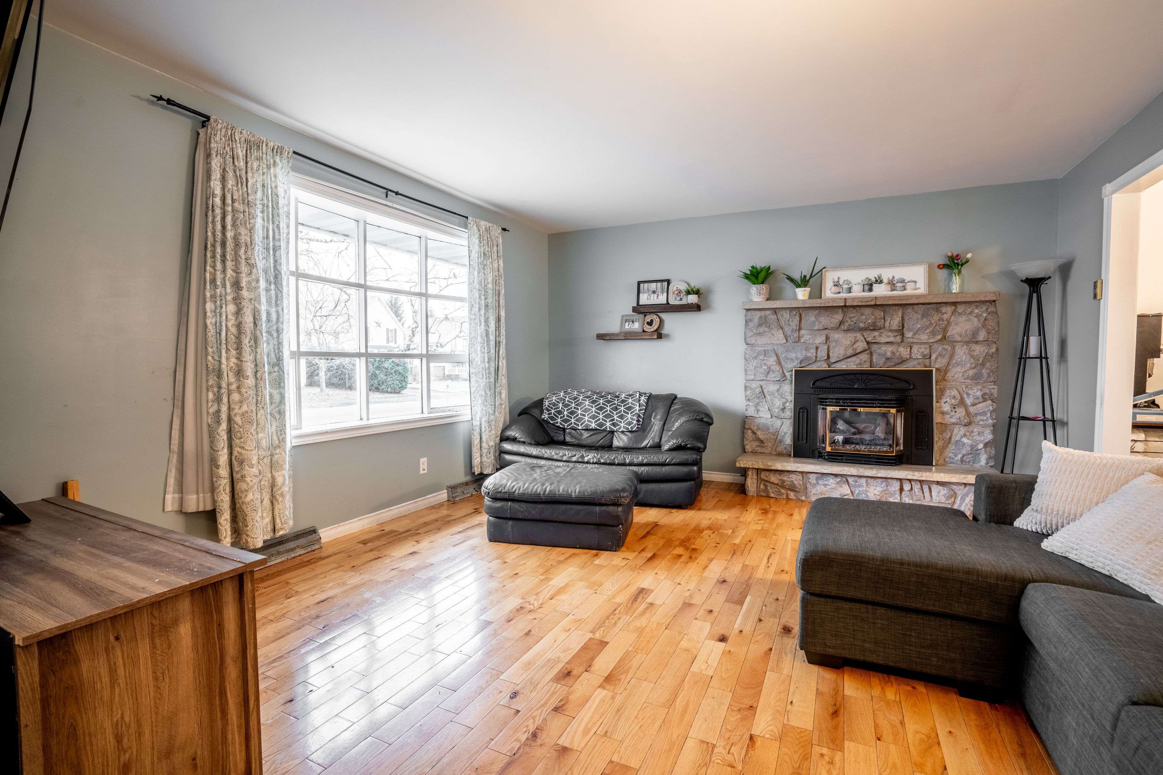 11 Strachan AVE, South Stormont, ON K0C 1P0