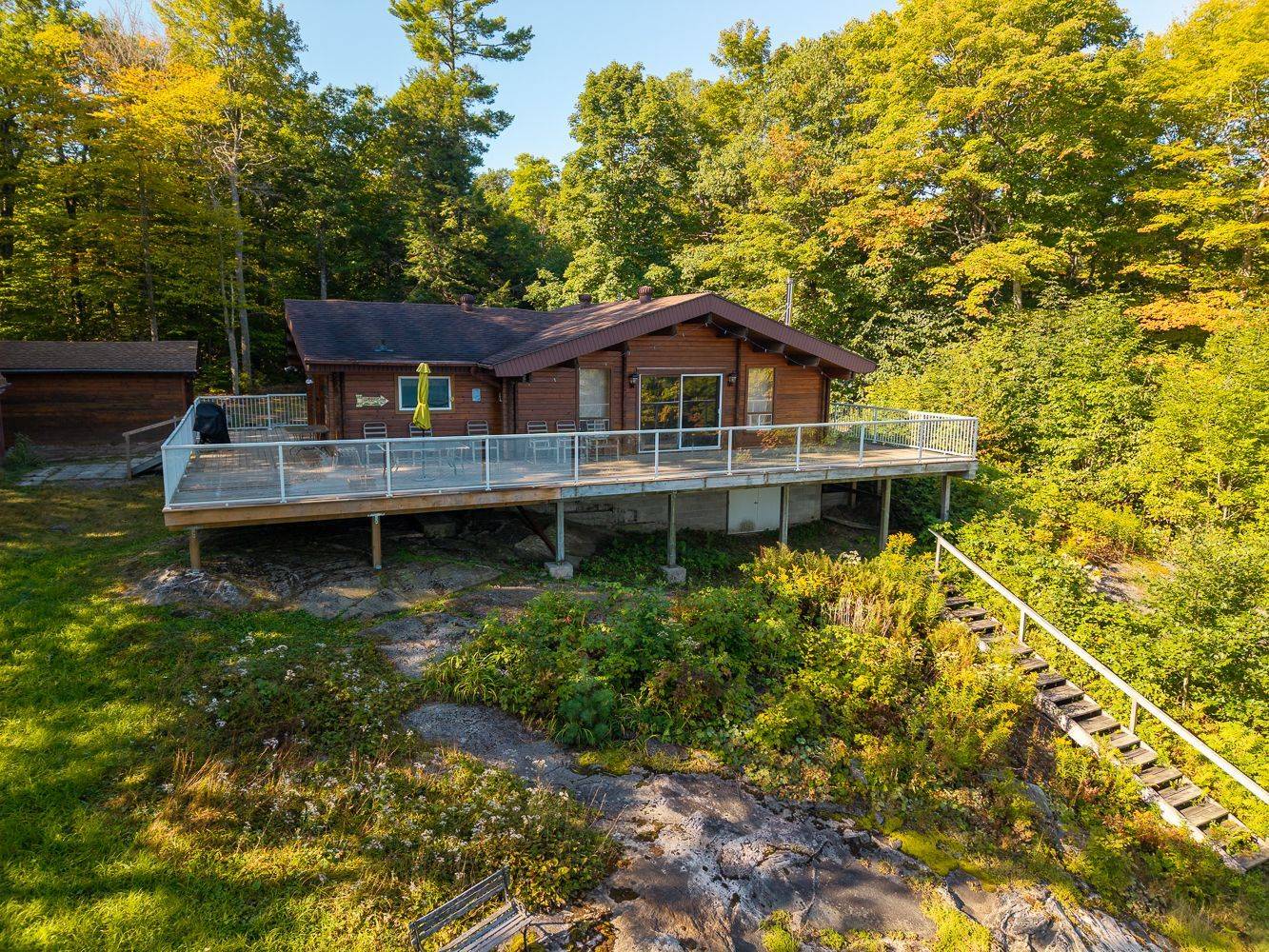30 Old Sids RD, Seguin, ON P2A 2W8