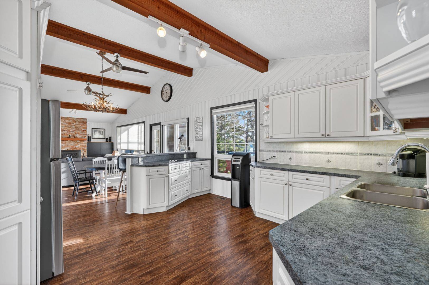 354 Skyline DR, Armour, ON P0A 1L0