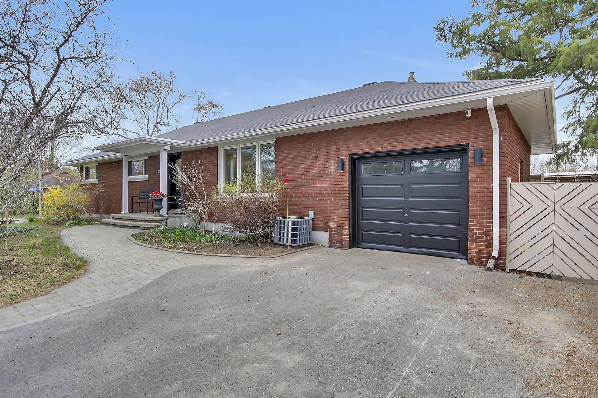 731 Dovercourt AVE, Carlingwood - Westboro And Area, ON K2A 0W9