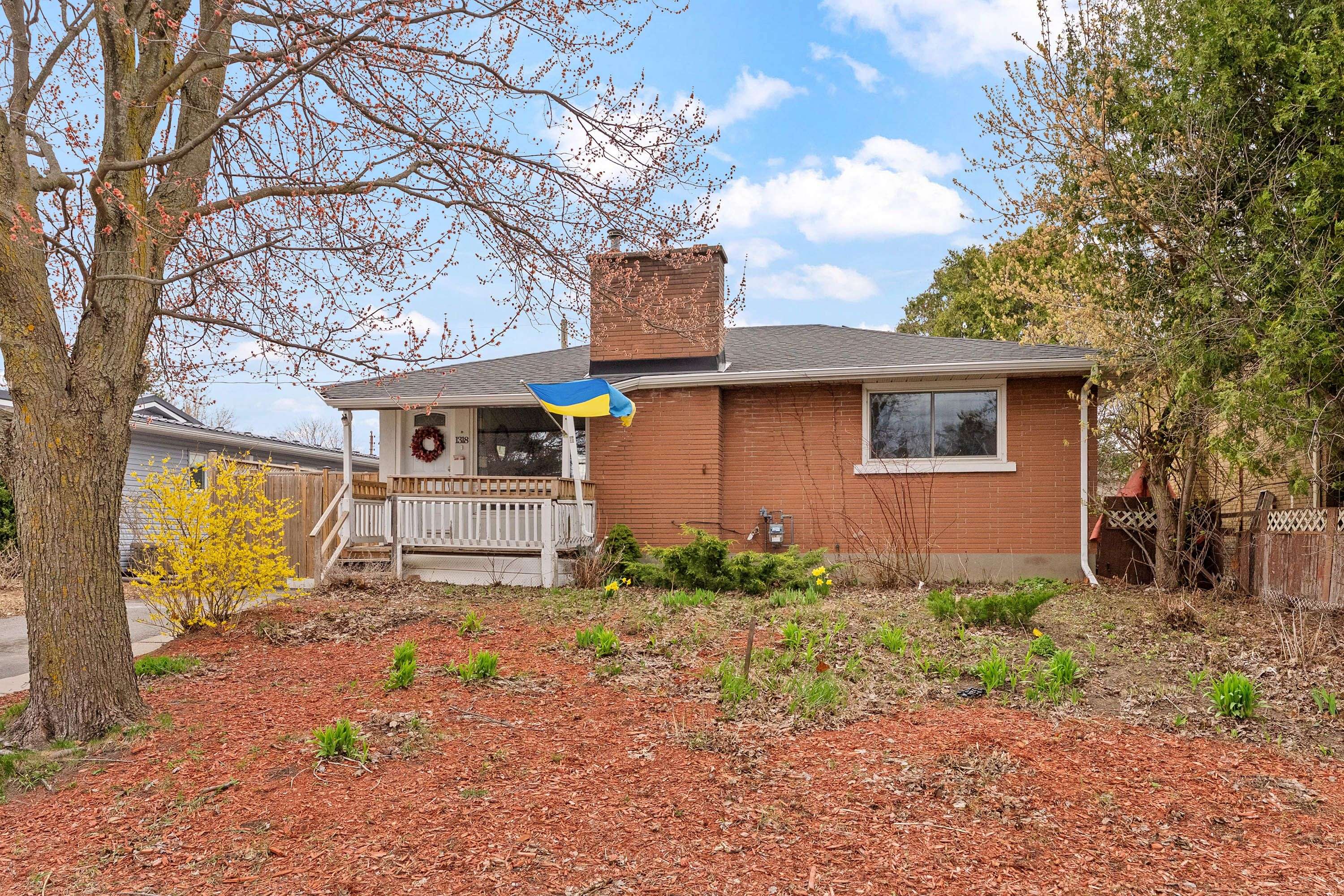 1318 Avenue Q N/A, Alta Vista And Area, ON K1G 0B6