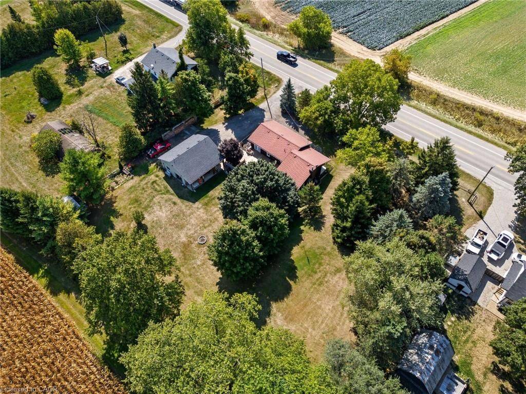 394 Bishopsgate RD, Brant, ON N3R 0B8