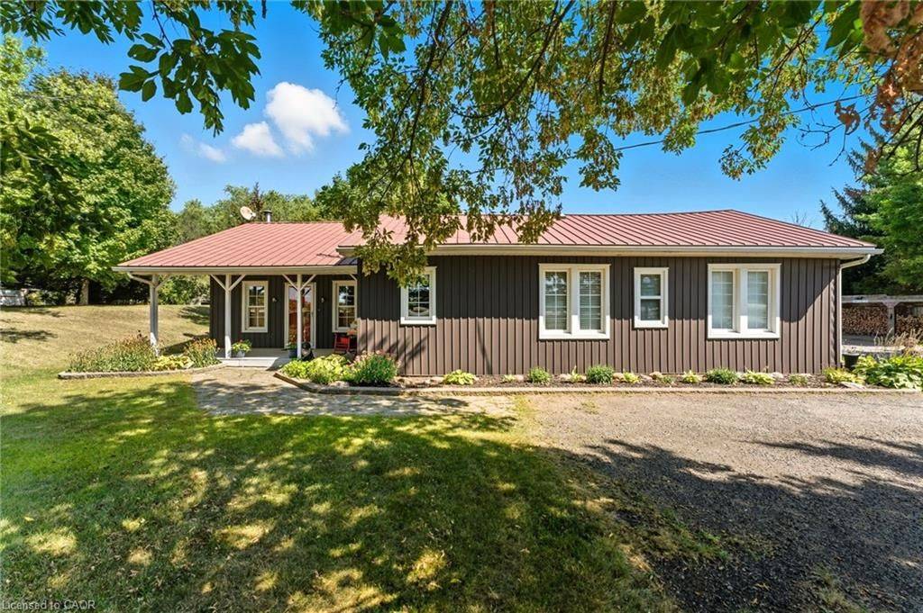 394 Bishopsgate RD, Brant, ON N3R 0B8