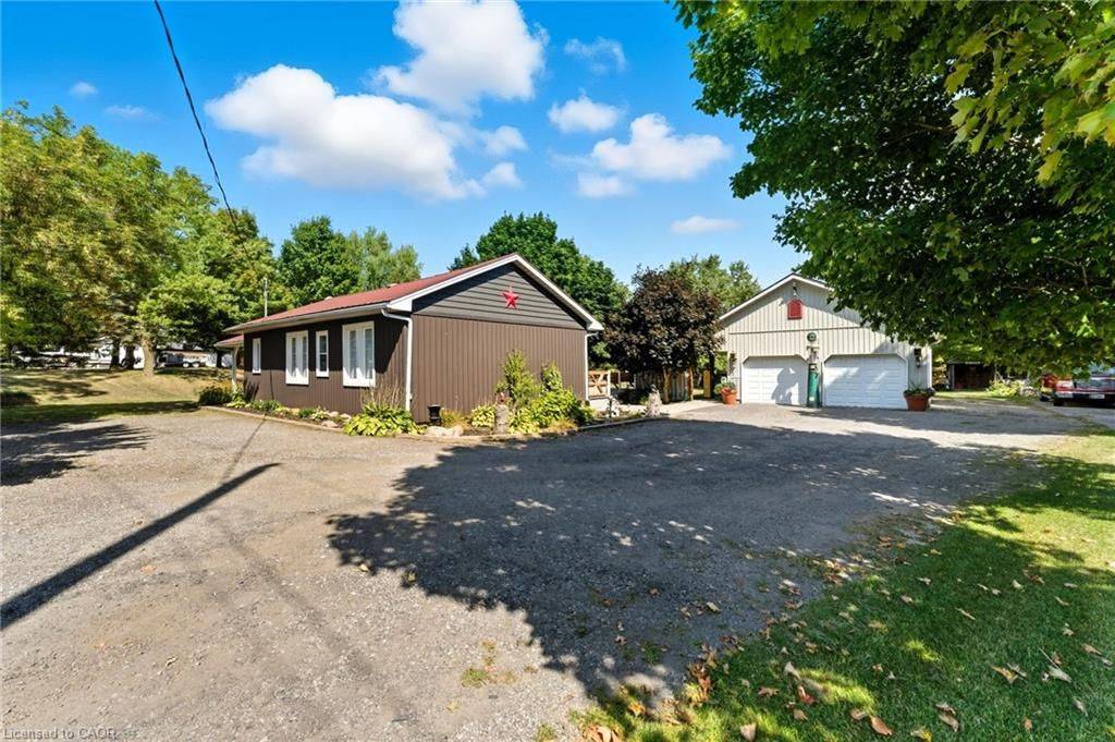 394 Bishopsgate RD, Brant, ON N3R 0B8