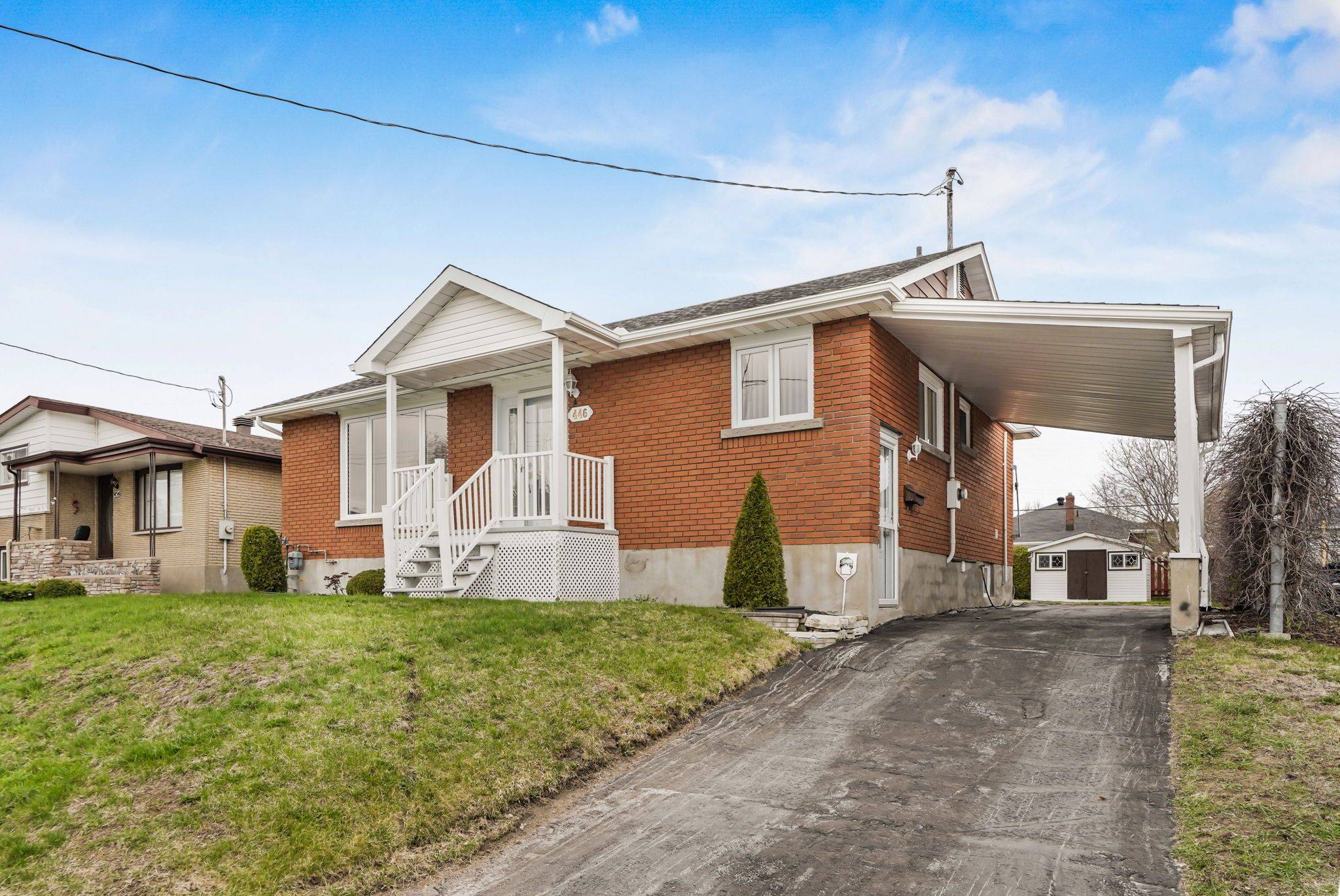 446 Bertha ST, Hawkesbury, ON K6A 2B2