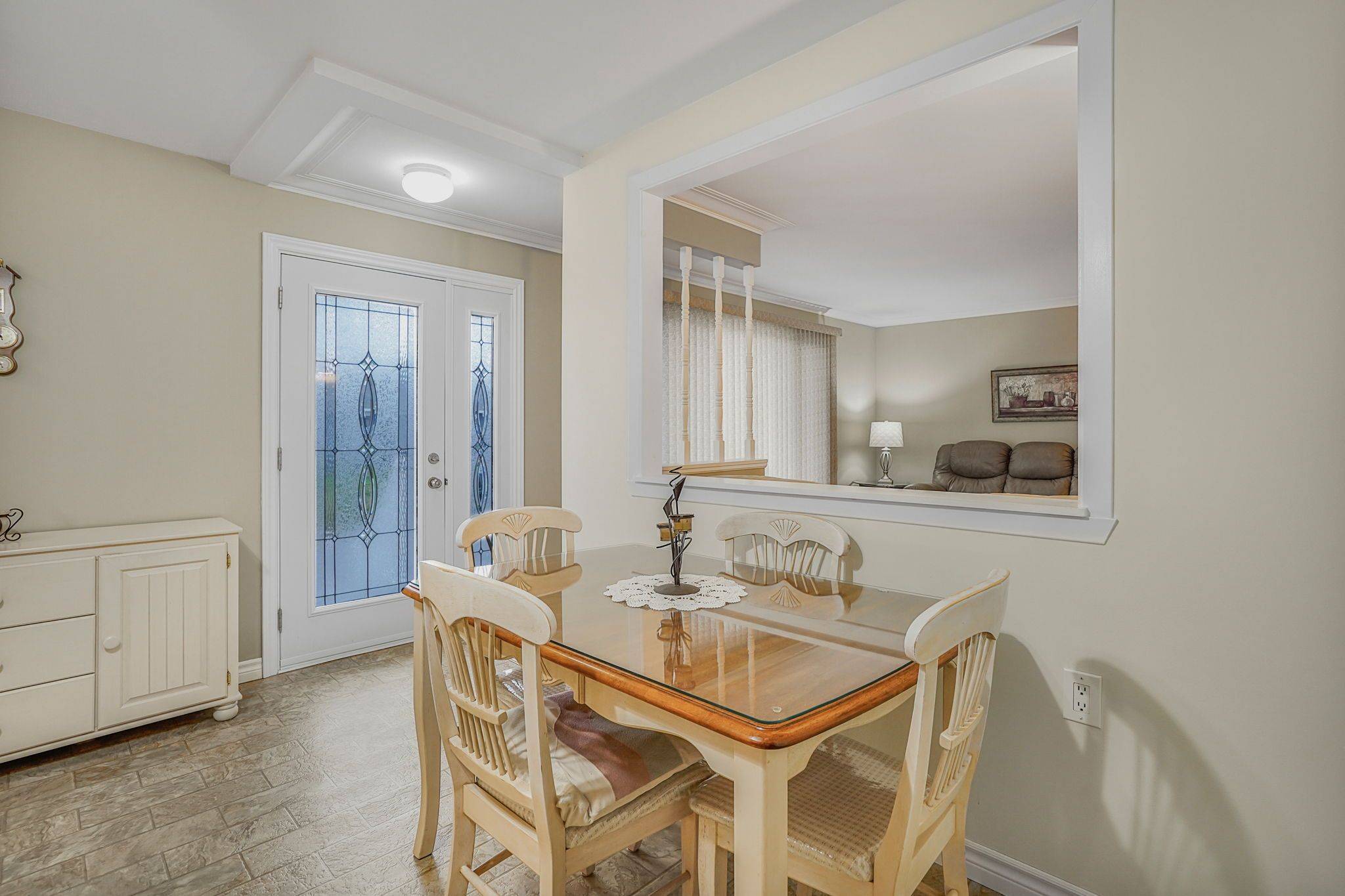 446 Bertha ST, Hawkesbury, ON K6A 2B2