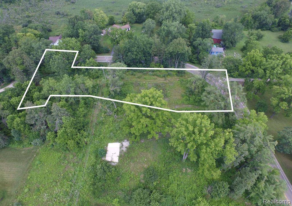 0 Hunter RD, Brighton, MI 48114