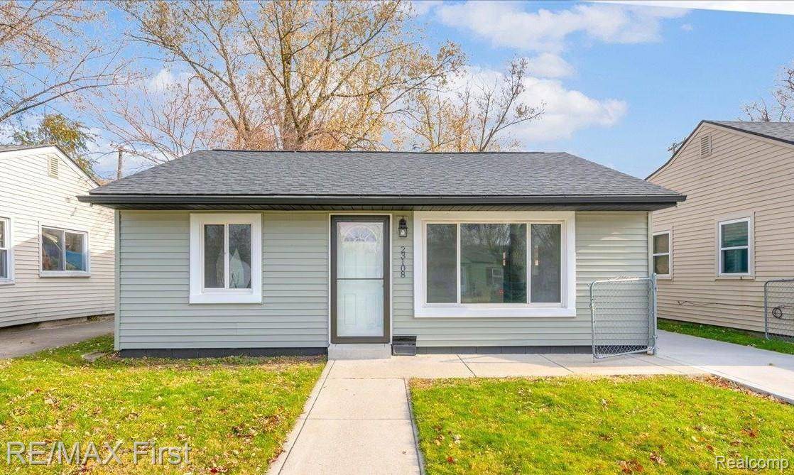 23108 Pilgrim AVE, Hazel Park, MI 48030