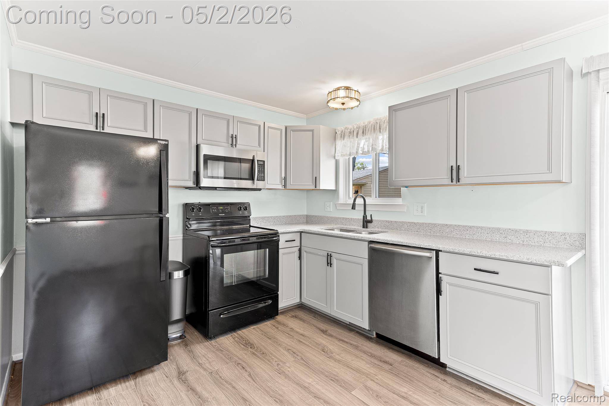 32732 Comanche ST, Westlandcity_wayne, MI 48185