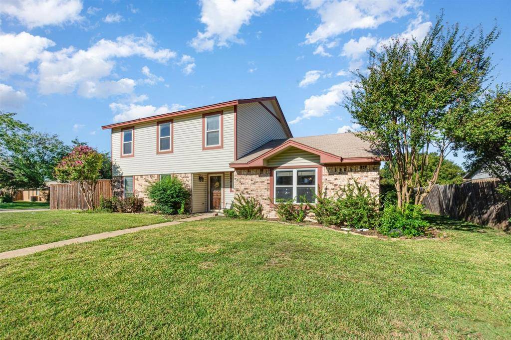 586 Abilene Drive, Lewisville, TX 75067