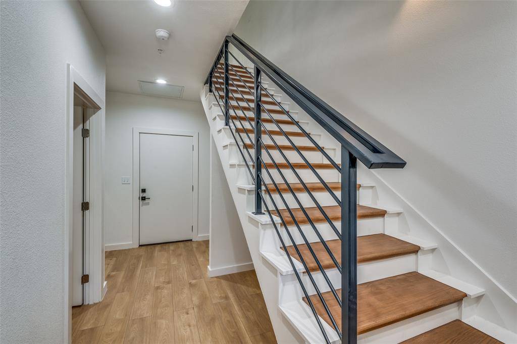 520 S Oconnor Road, Irving, TX 75060