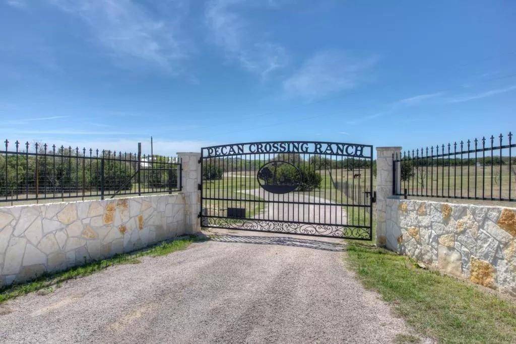 6101 CR 208, Lampasas, TX 76550