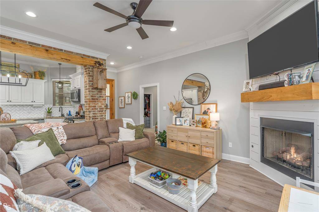 4553 Cherry Creek Road, Blanchard, LA 71107