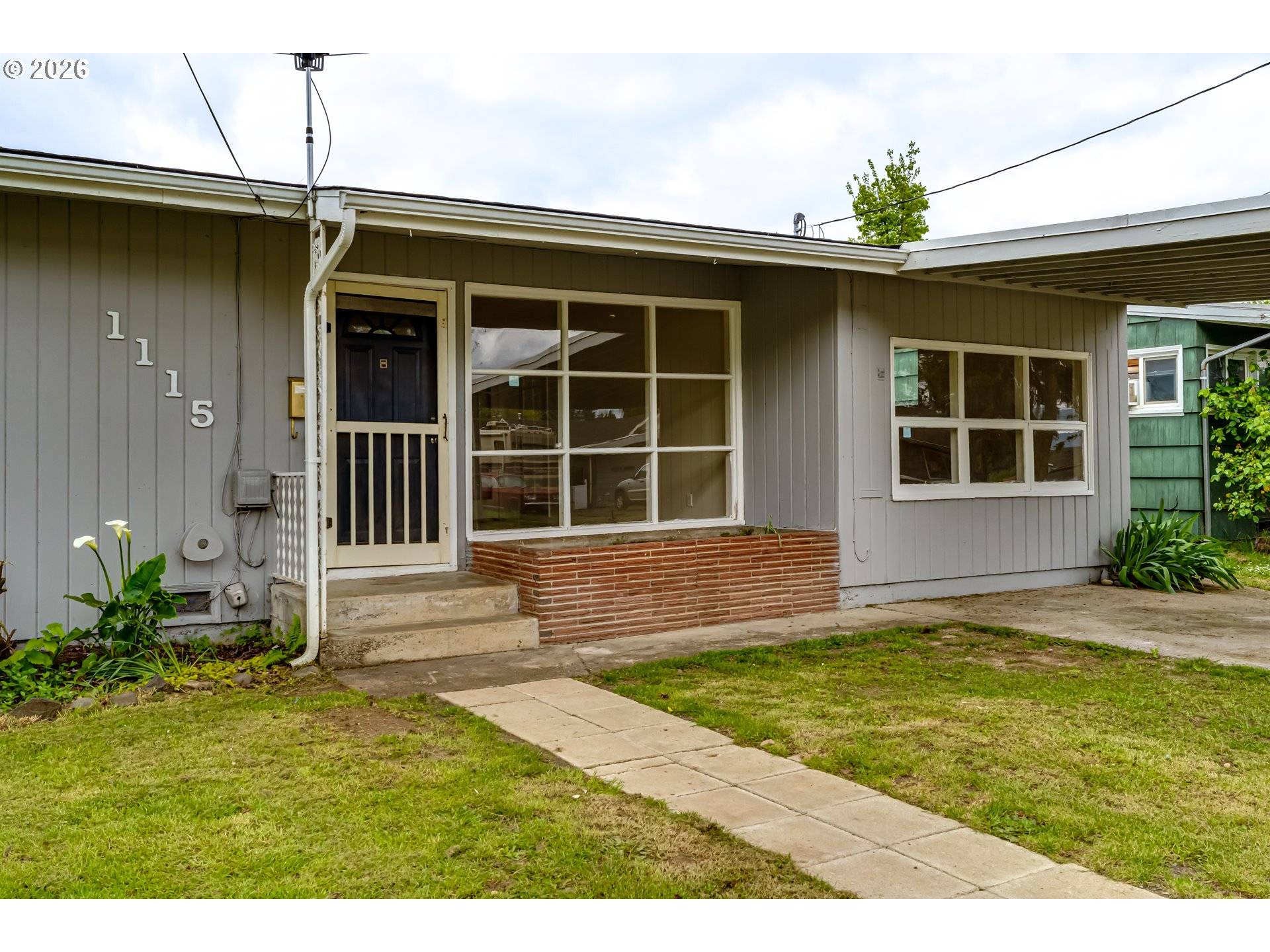 1115 S 8TH ST, Cottage Grove, OR 97424