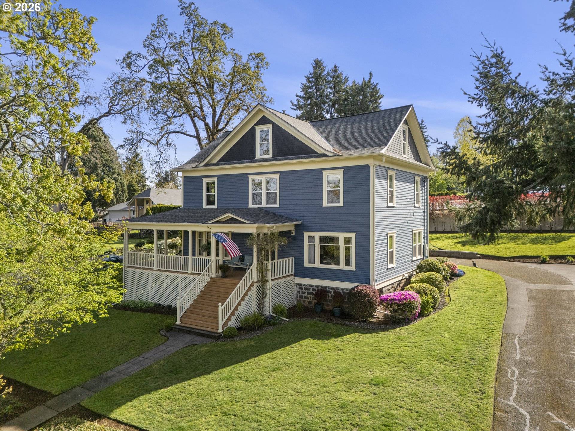 336 HILL ST, Silverton, OR 97381