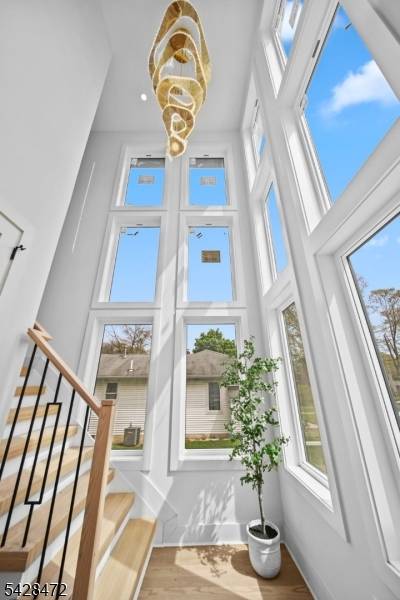 52 Congressional Pkwy, Livingston Twp., NJ 07039