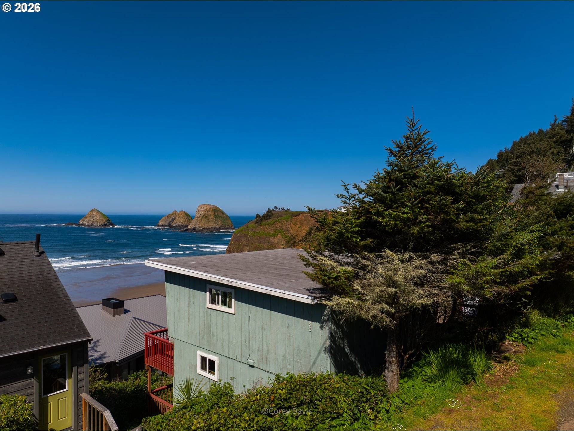 1582 SUNSET AVE, Oceanside, OR 97134