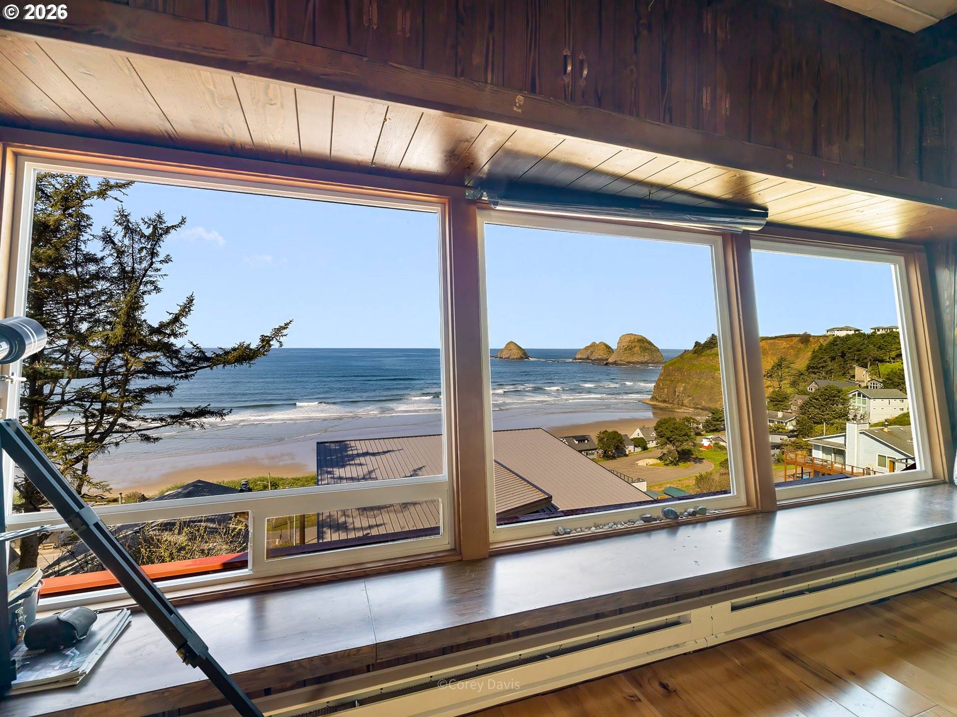1582 SUNSET AVE, Oceanside, OR 97134