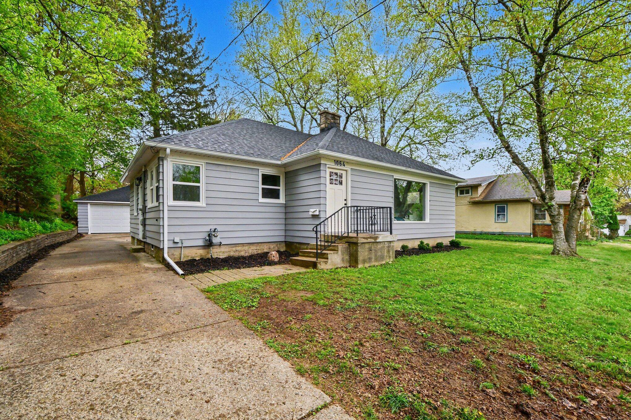 1064 Eastern AVE NE, Grandrapidscity_kent, MI 49503