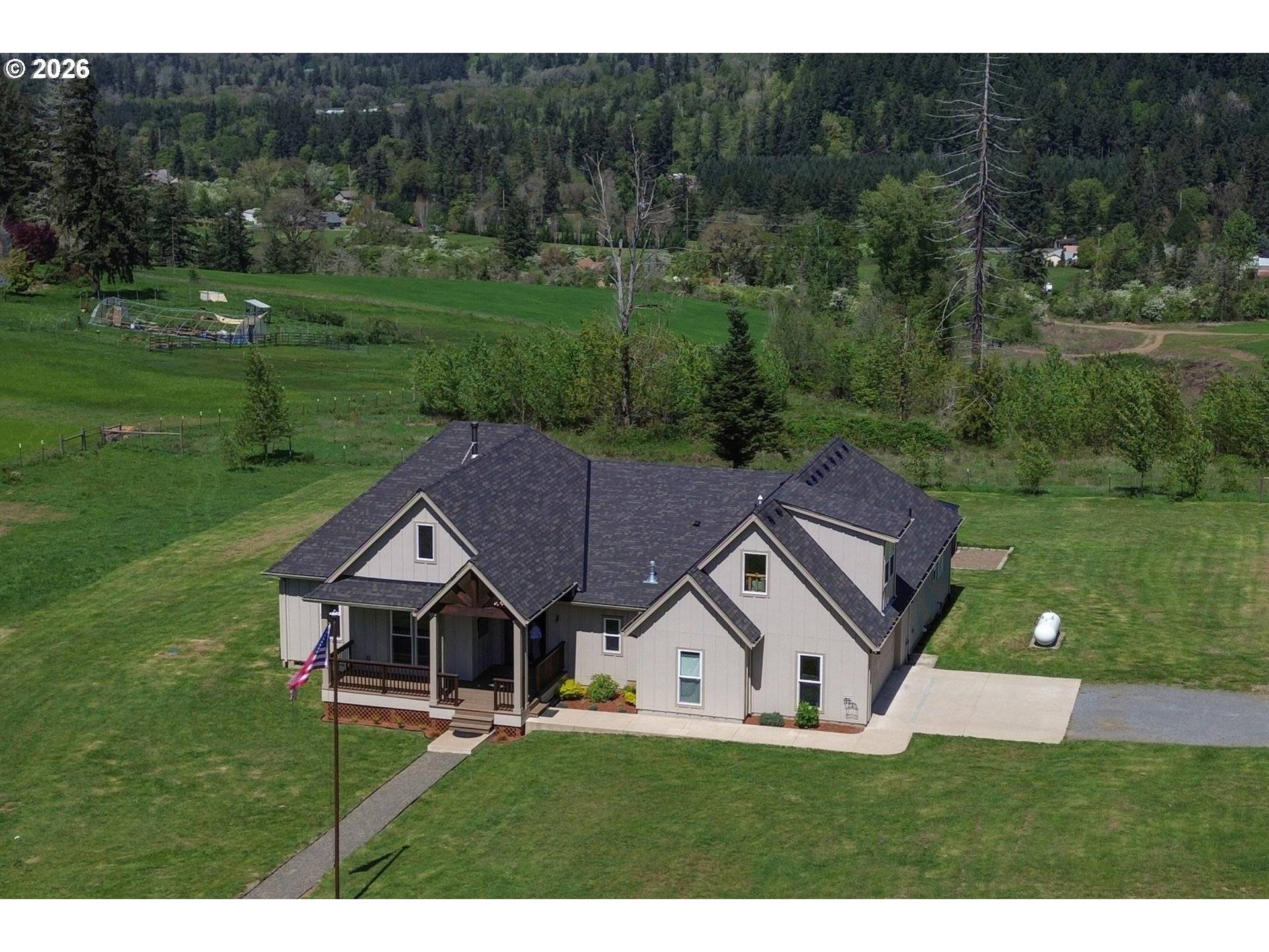 31453 S STONE CREEK LN, Molalla, OR 97038