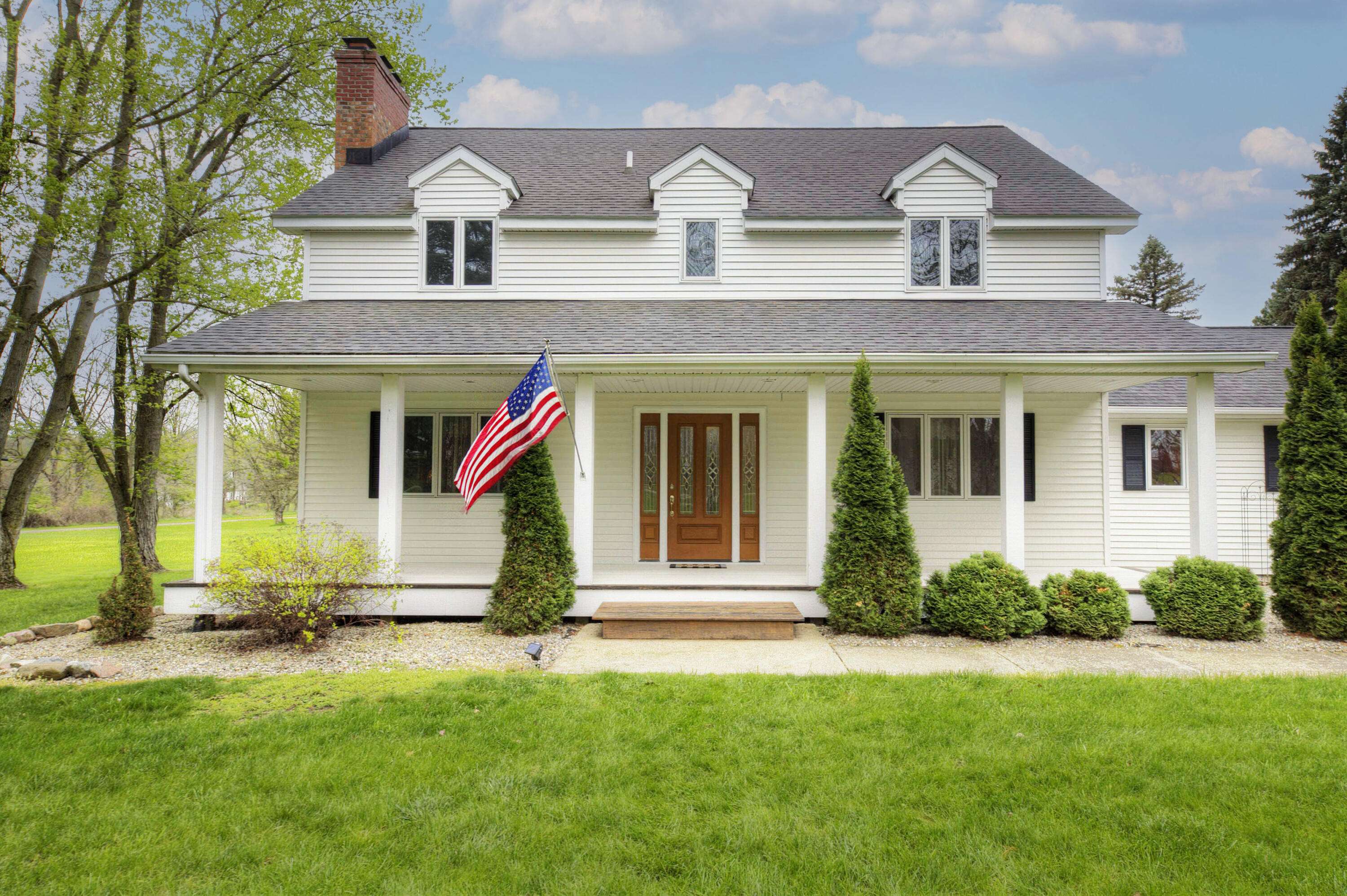 6121 Saline Waterworks RD, Lodi Twp, MI 48176