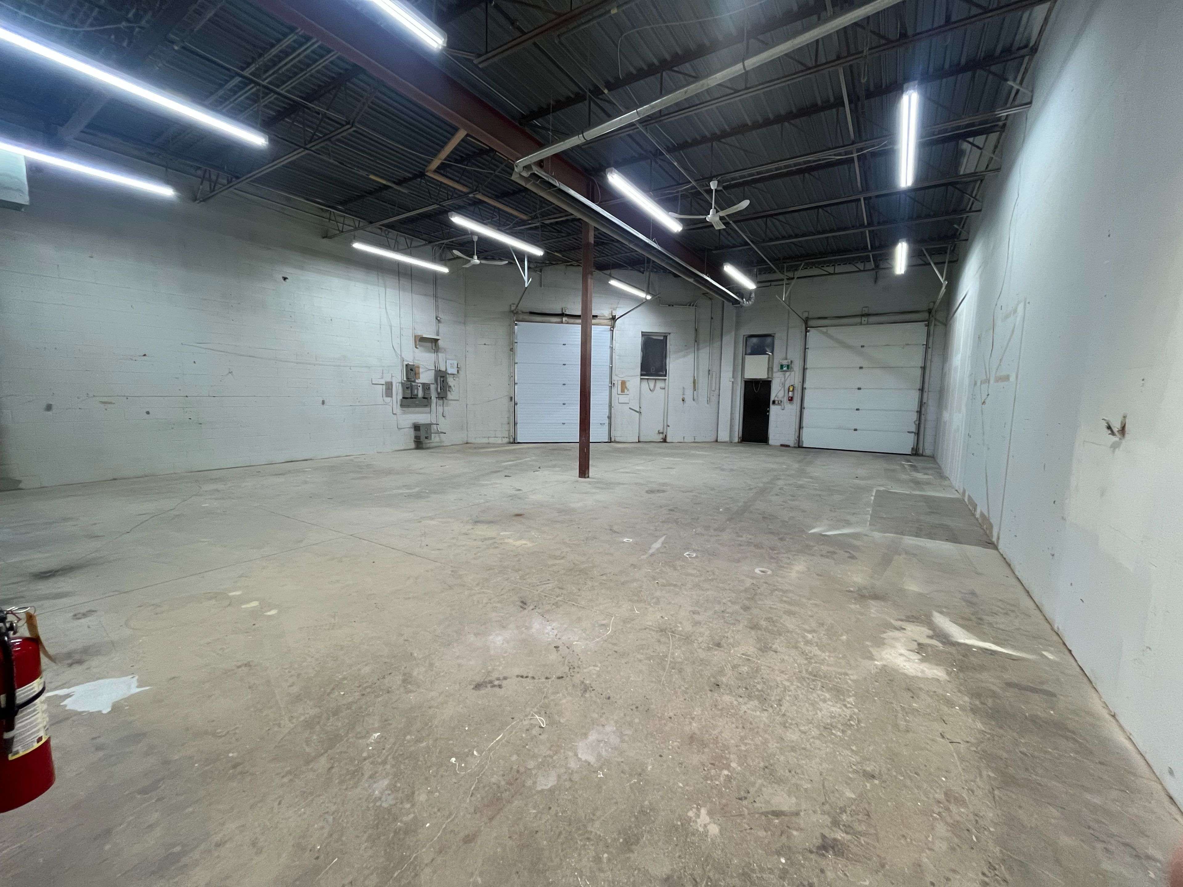 253 Summerlea RD #9-10, Brampton, ON L6T 5A8