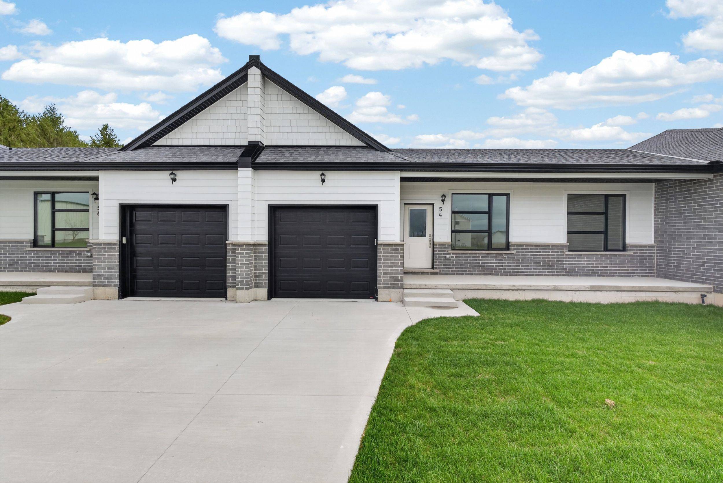 54 Moonlight CT, Central Huron, ON N0M 1L0