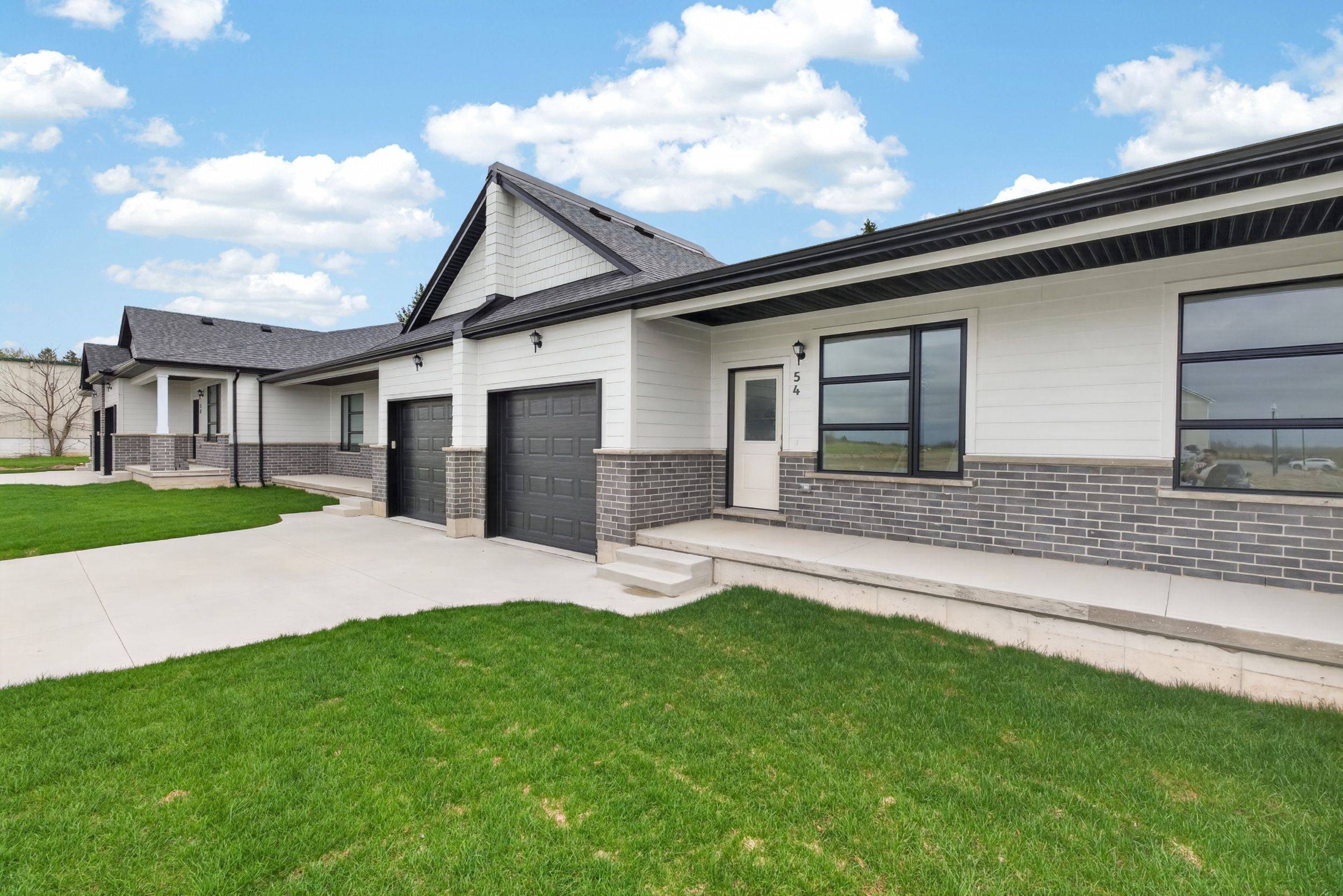 54 Moonlight CT, Central Huron, ON N0M 1L0