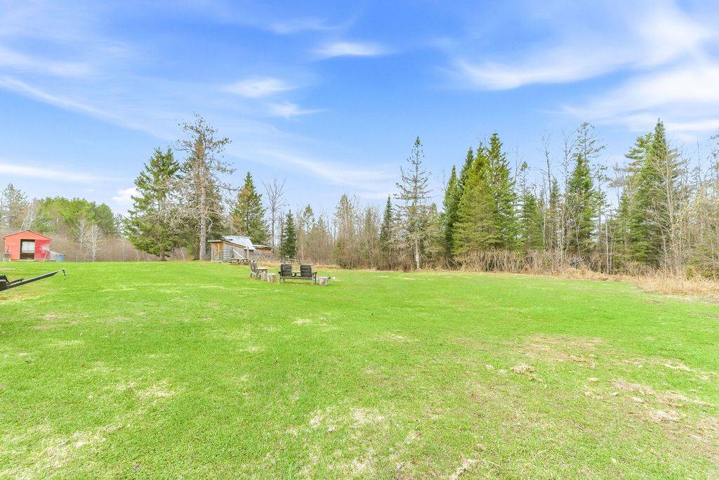 1437 Wylie RD, Laurentian Hills, ON K0J 1P0