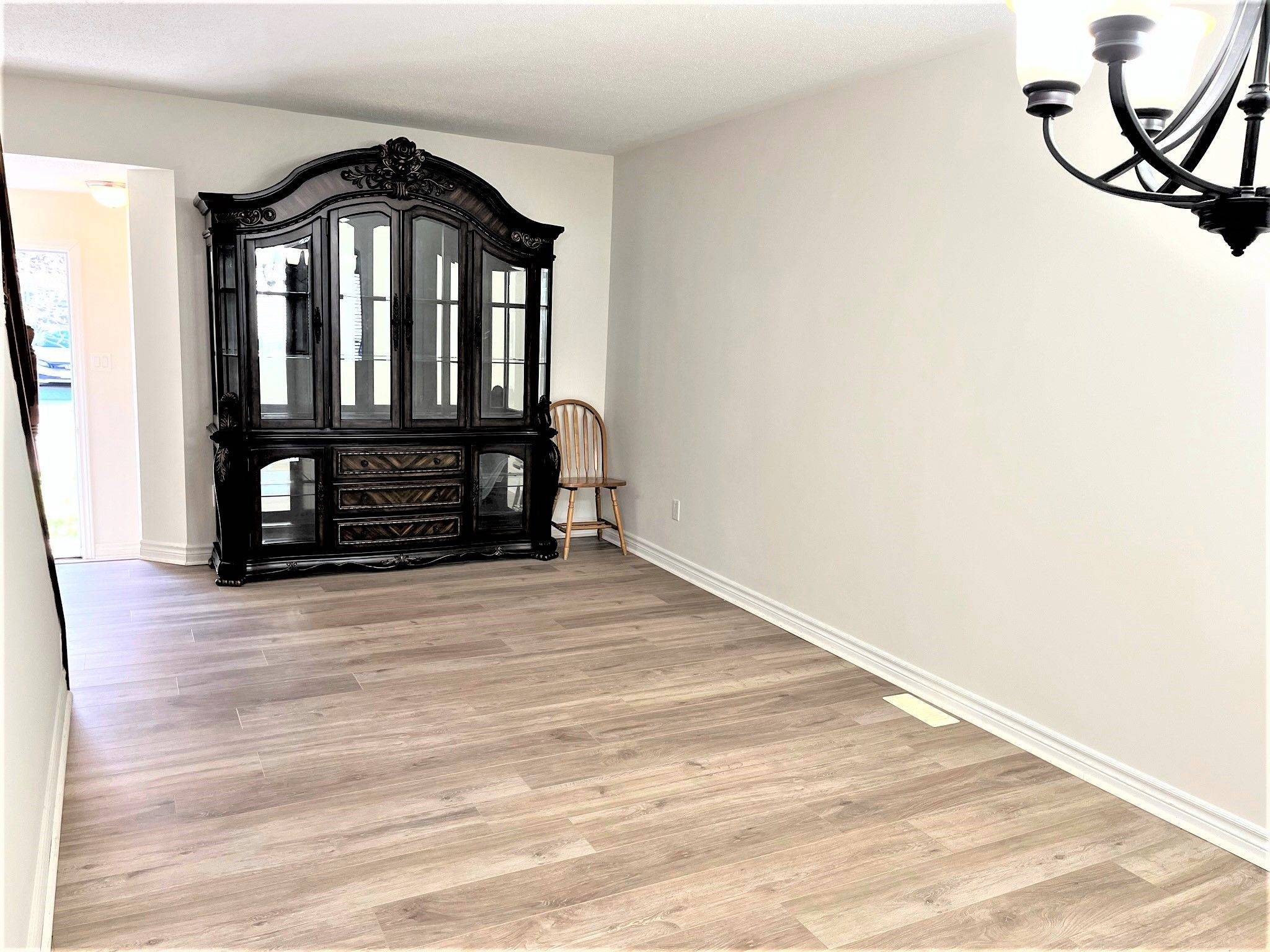 105 TACOM CIR, Barrhaven, ON K2G 4P7