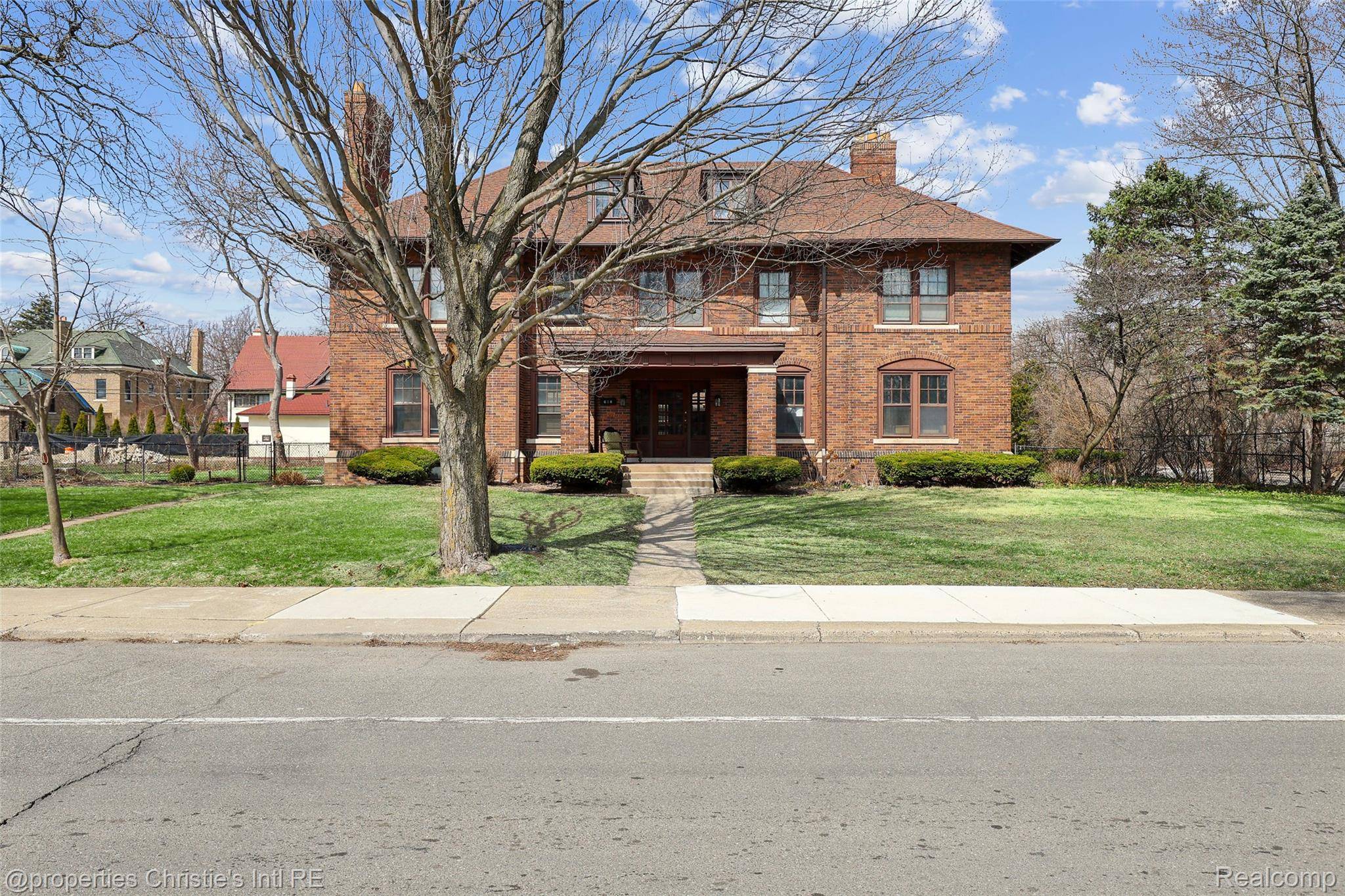 610 Chicago BLVD, Detroitcity_wayne, MI 48202