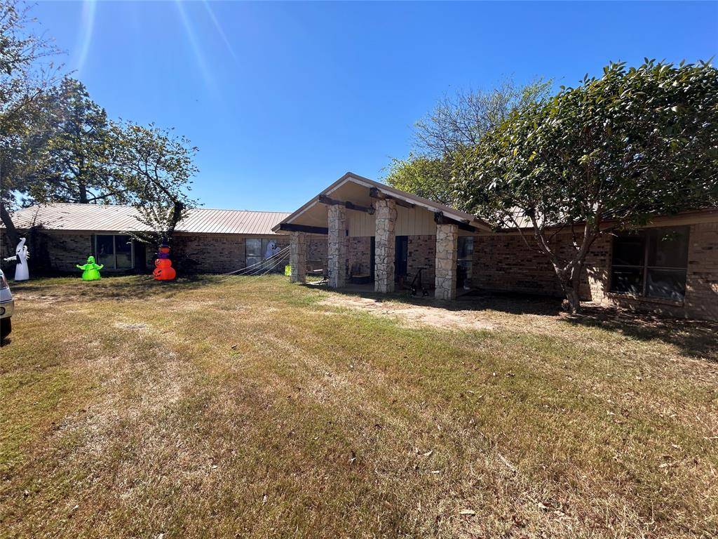1816 County Road 2386, Pickton, TX 75471