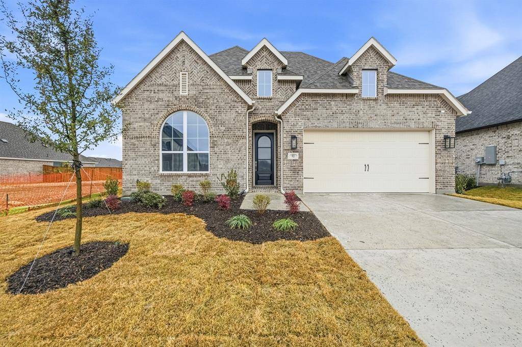 921 Schuberts Road, Fort Worth, TX 76247