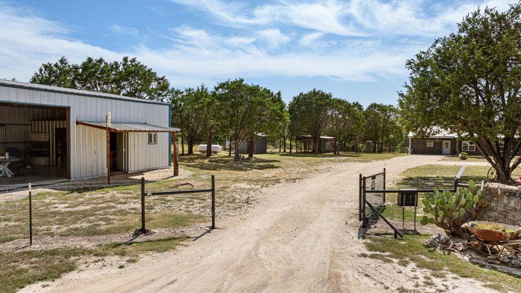 3761 County Road 149, Bluff Dale, TX 76433