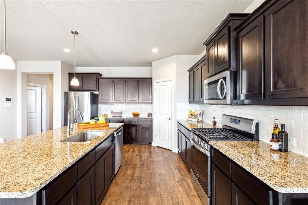 11417 Leeson Street, Fort Worth, TX 76052