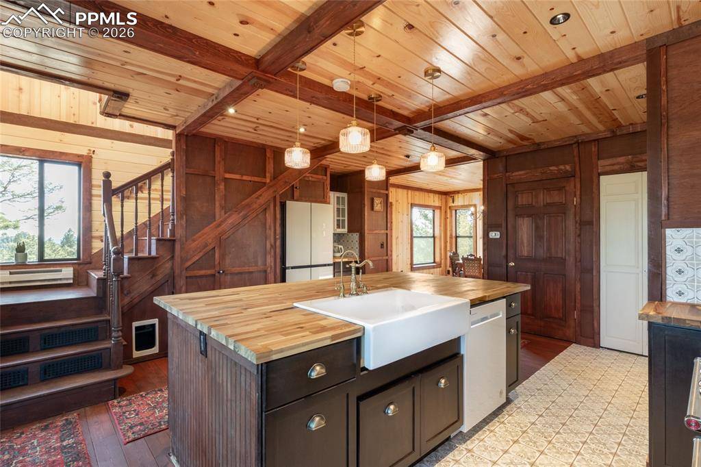714 Woodrock WAY, Divide, CO 80814