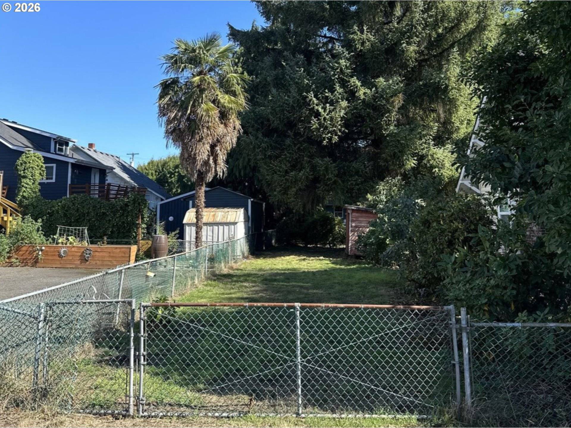2 12 NE BRIDGETON RD, Portland, OR 97211