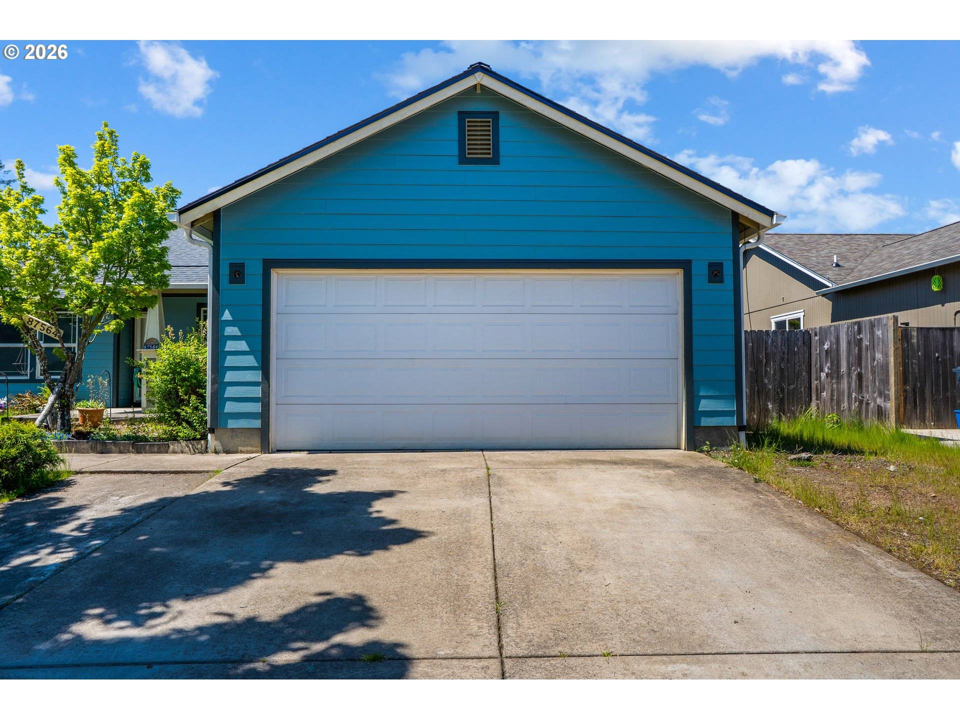 87564 TREK DR, Veneta, OR 97487