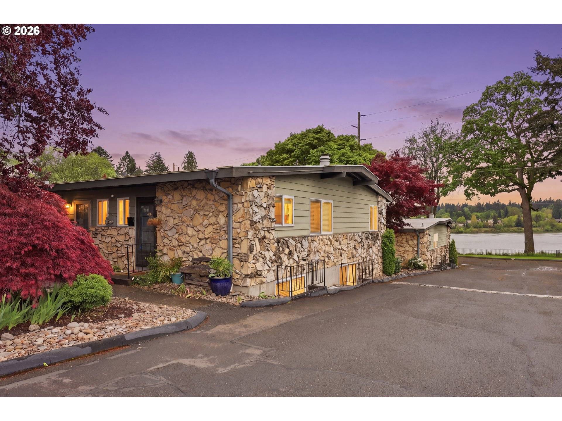 1550 SE LAVA DR #9, Milwaukie, OR 97222