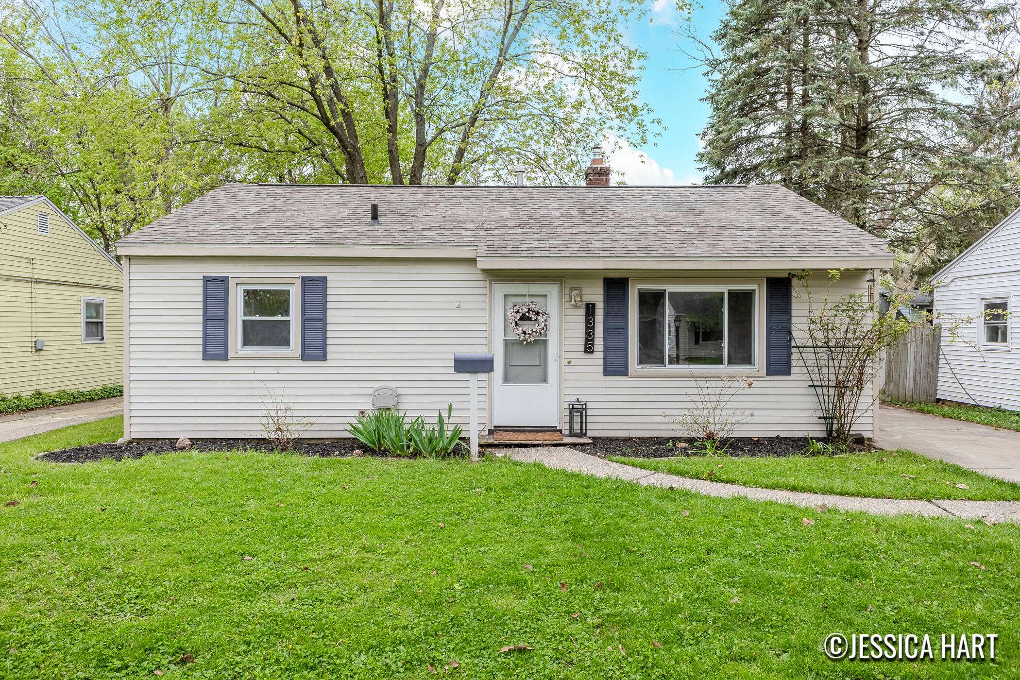 1335 Eastern PL NE, City Of Grand Rapids, MI 49505
