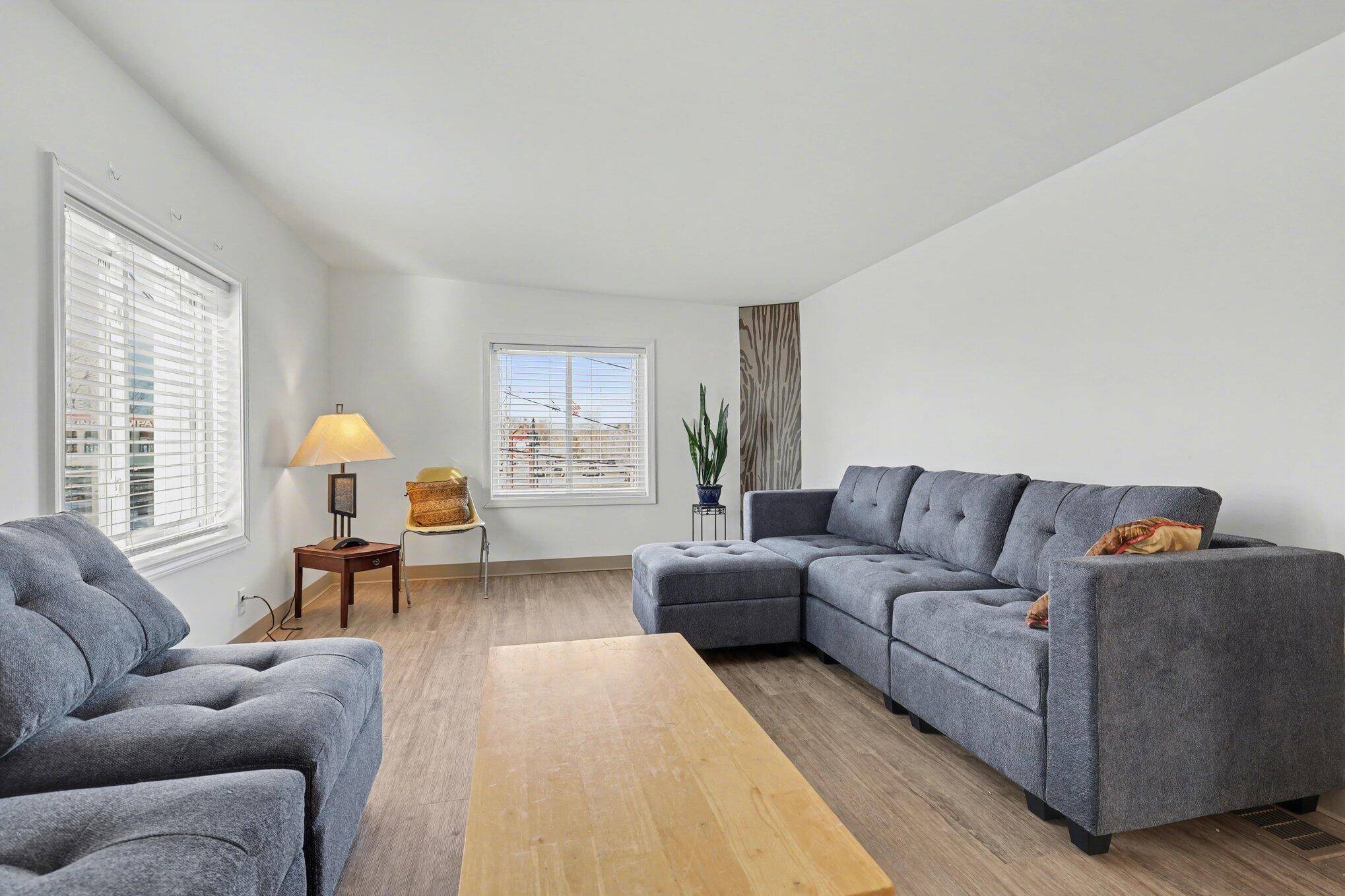 21 E Maple ST NE, Cedar Springs City, MI 49319