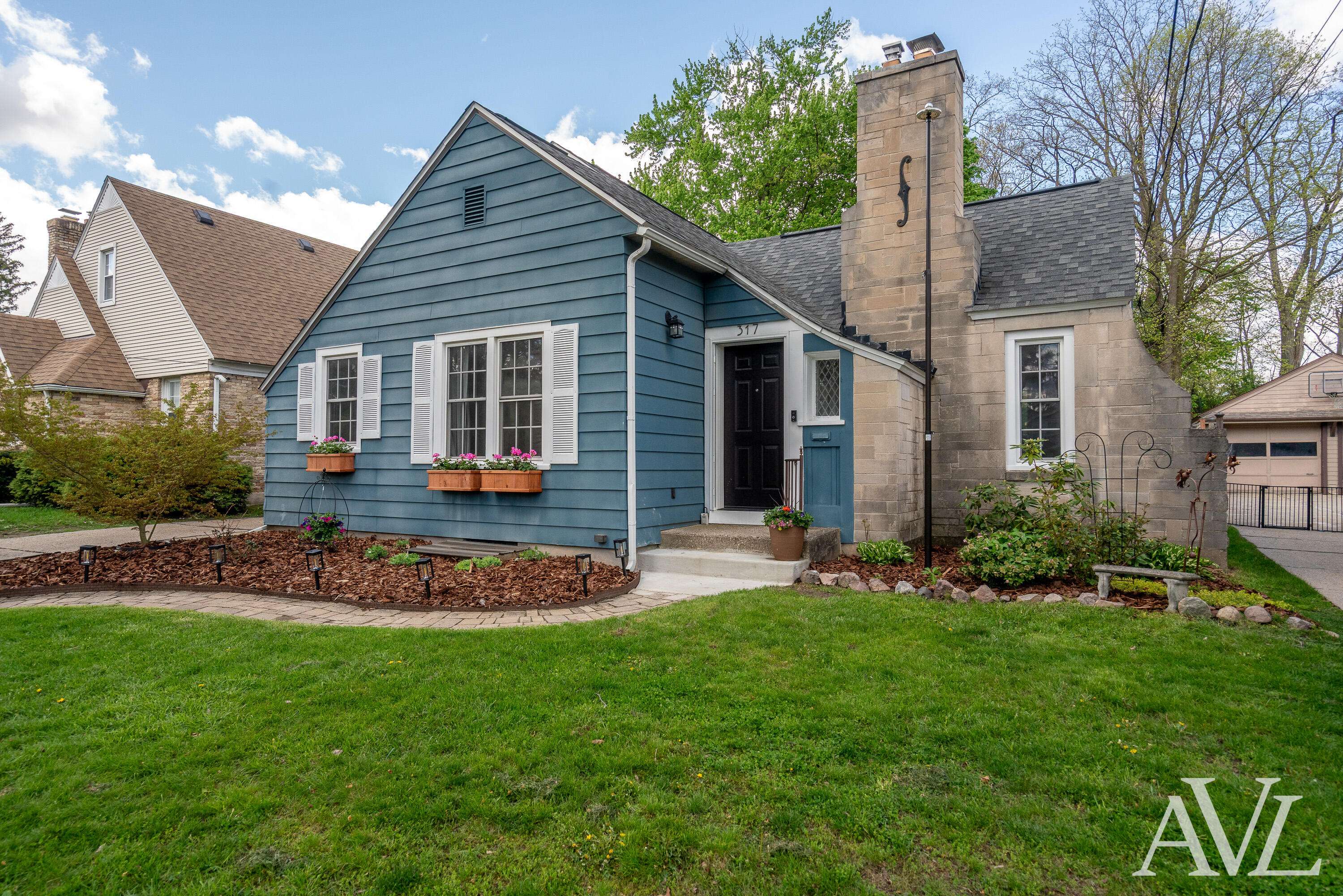 317 Bristol AVE NW, City Of Grand Rapids, MI 49504