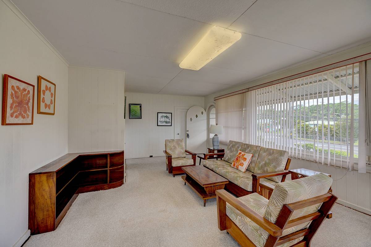 275 PUNAHELE ST, Hilo, HI 96720