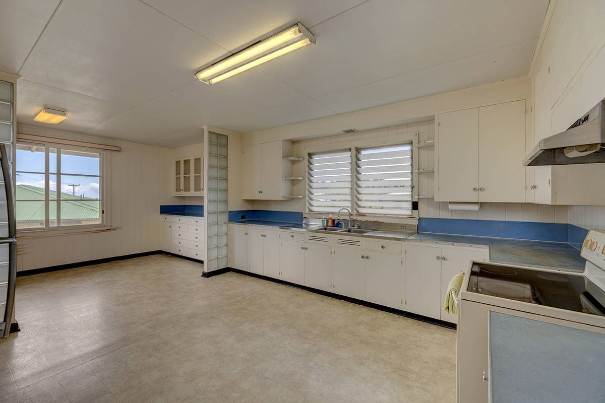 275 PUNAHELE ST, Hilo, HI 96720