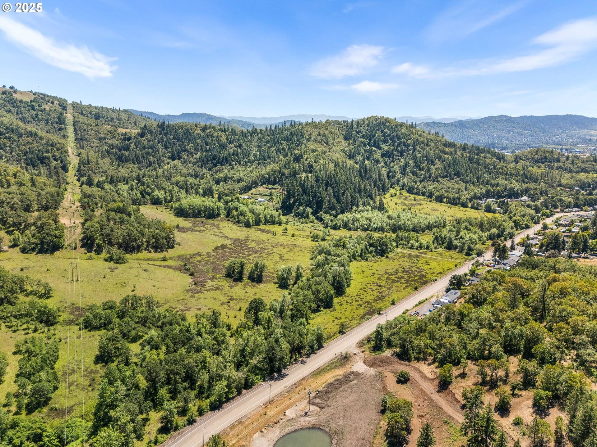 NE NEWTON CREEK DR, Roseburg, OR 97470