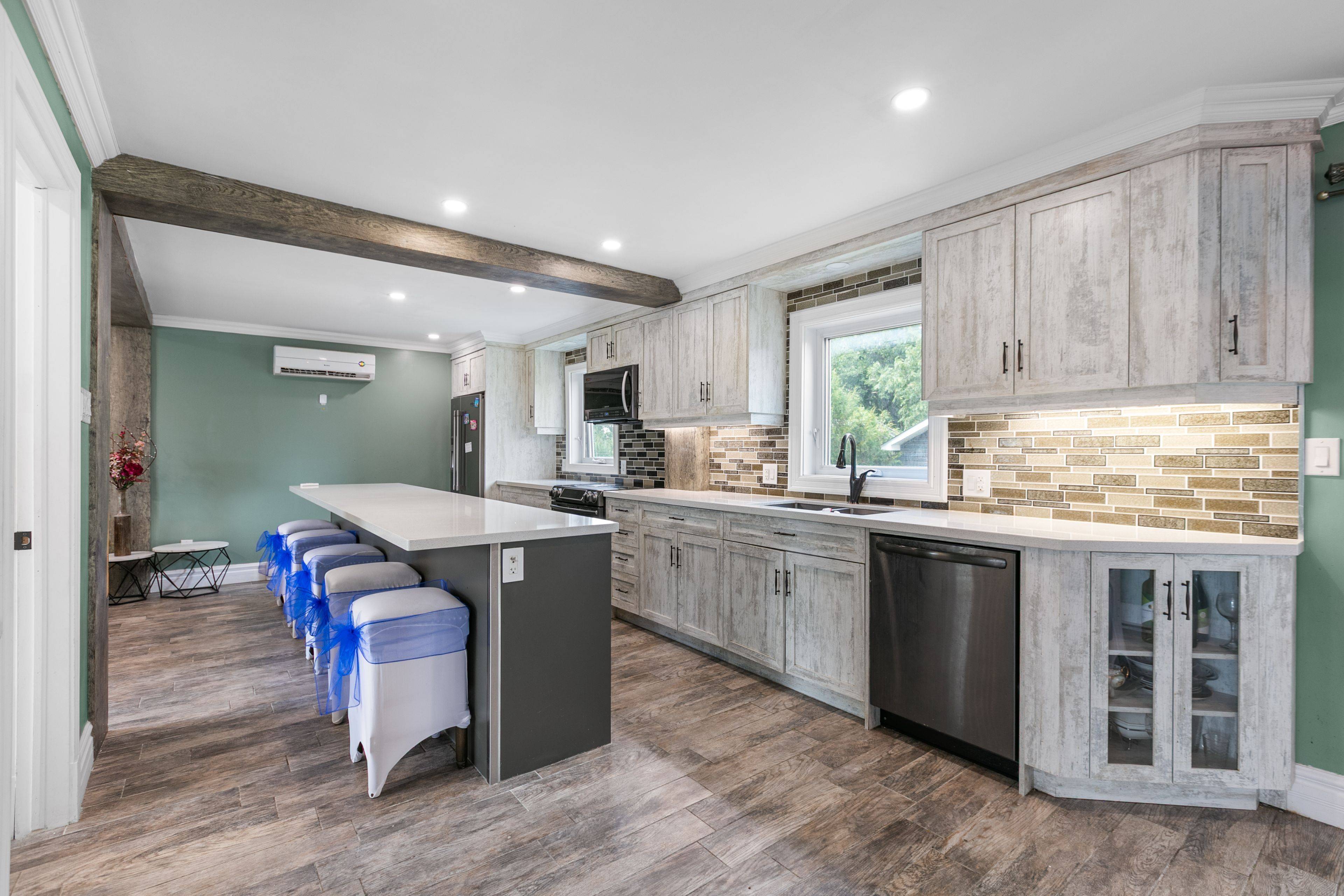 891 Lacroix RD, Clarence-rockland, ON K0A 2A0