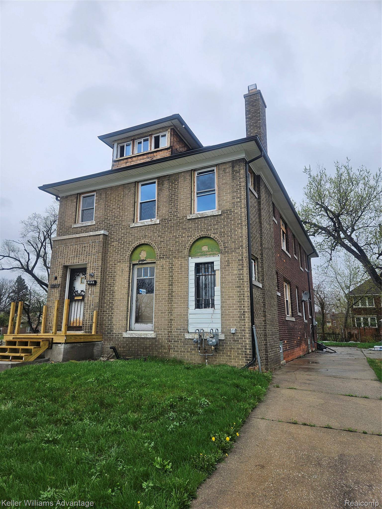 1947 Clairmount ST, Detroit, MI 48206