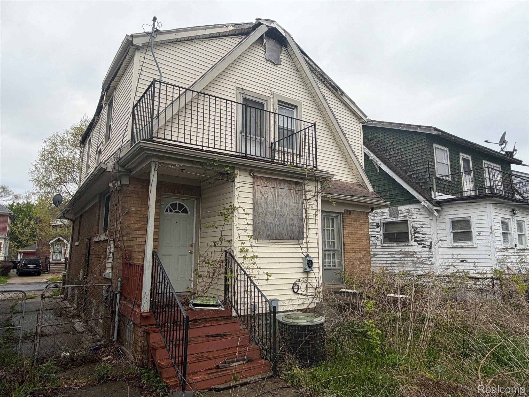 2916 Dickerson ST, Detroitcity_wayne, MI 48215