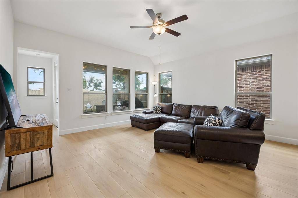 2145 Bonnell Street, Carrollton, TX 75010